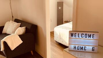 7 bedrooms, free WiFi, bed sheets