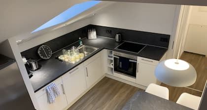 Apartamento 'Felix Living 7' con terraza privada y Wi-Fi