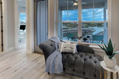 VISTA LINDA - Heated Pool/Spa, Golf, Paddle-boards, Gameroom,  Boat/JetSki Slips