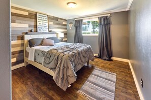3 Schlafzimmer, Bügeleisen/Bügelbrett, WLAN, Bettwäsche