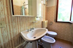 Douche, bidet