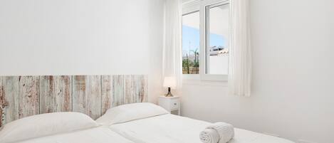 2 chambres, accĂšs au Wi-Fi (inclus), literie fournie