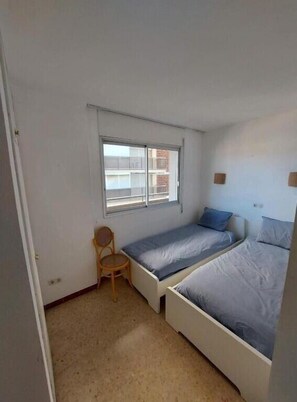 3 makuuhuonetta, ilmainen Wi-Fi, vuodevaatteet