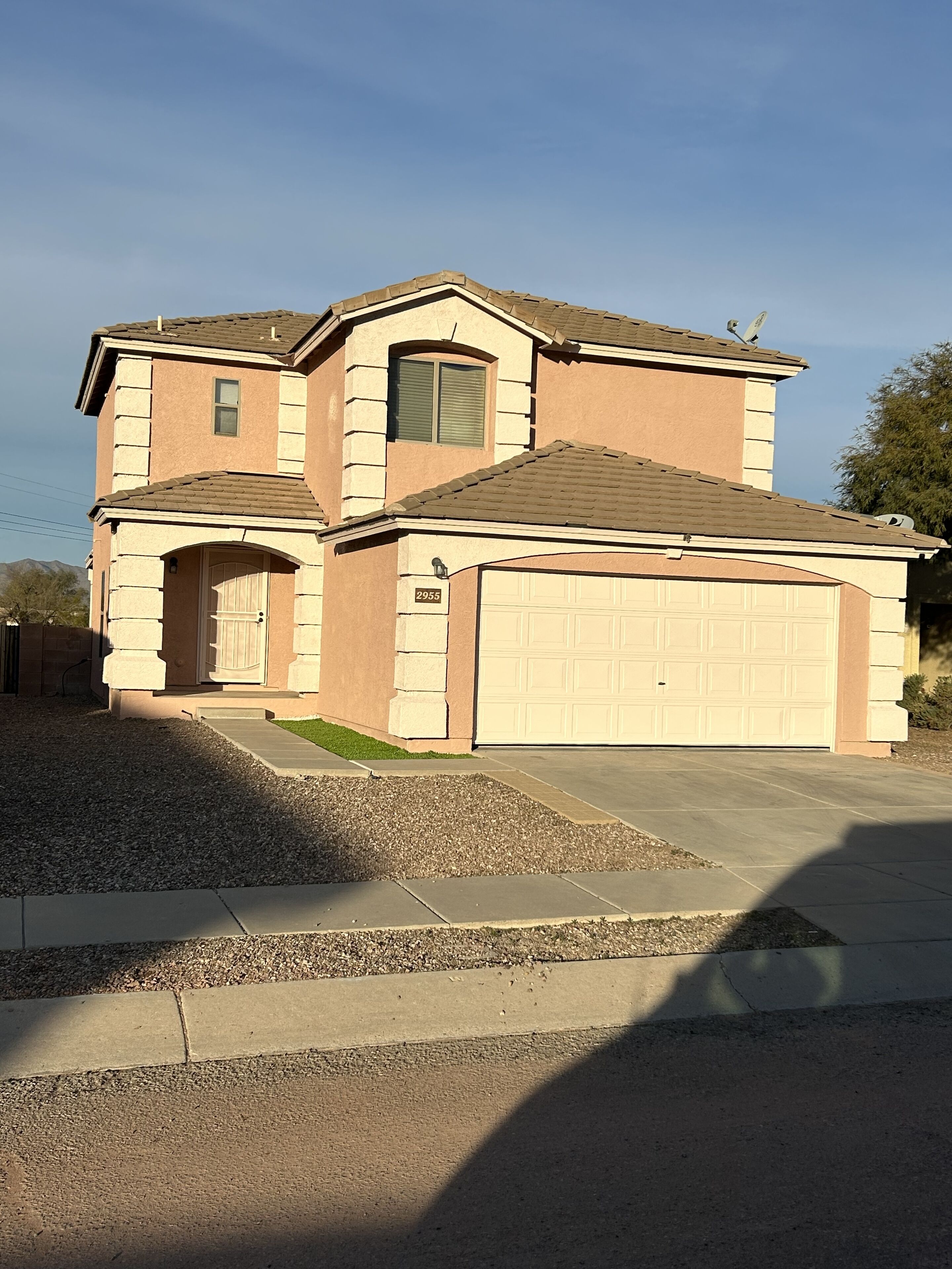 Charming Desert Oasis: 10 mins from Downtown & Tucson Convention Center