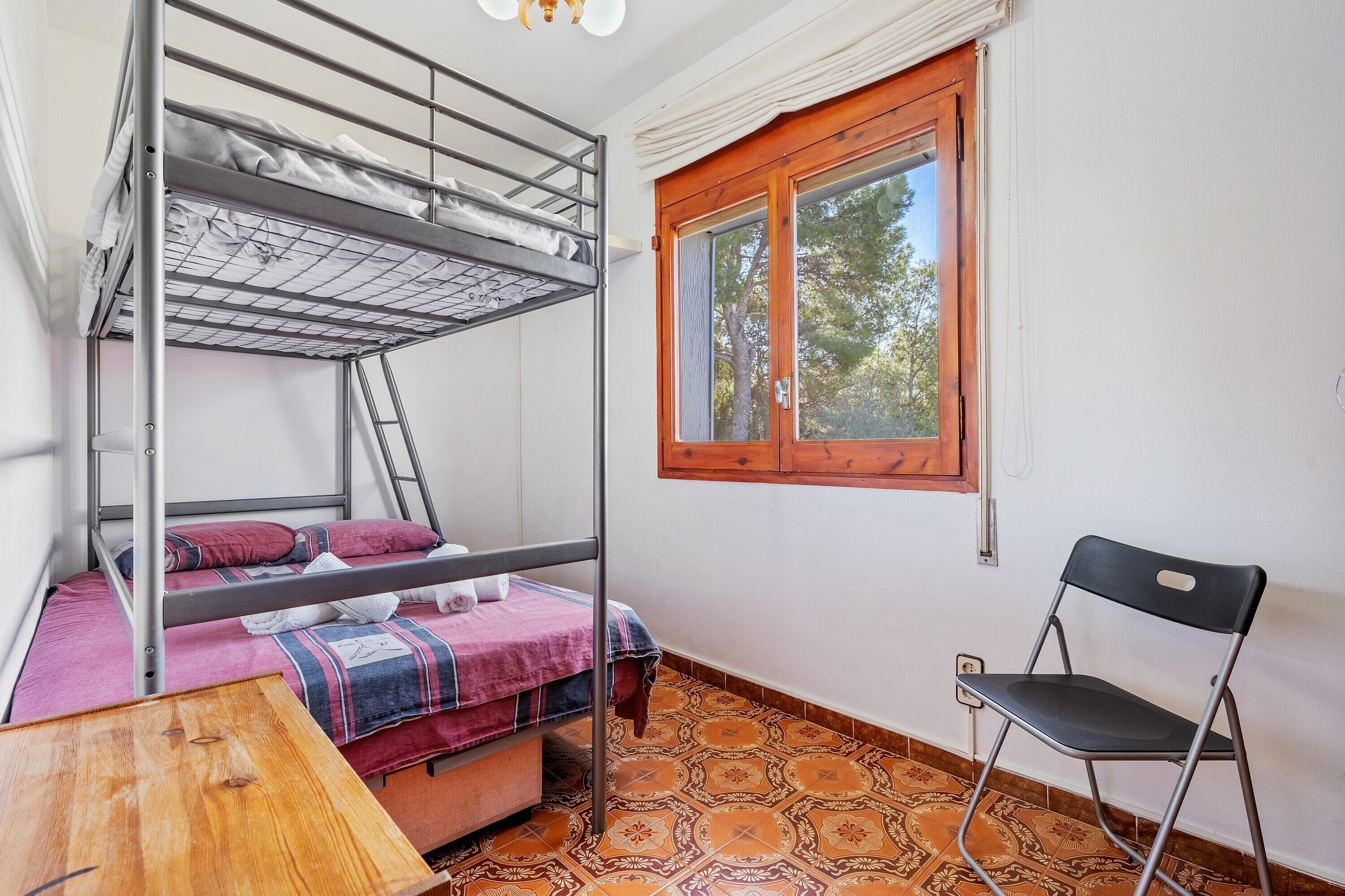 5 Schlafzimmer, Bügeleisen/Bügelbrett, kostenloses WLAN, Bettwäsche