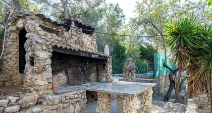 Holiday Home 'Casa Calafell' with Mountain View, Wi-Fi and Air Conditioning