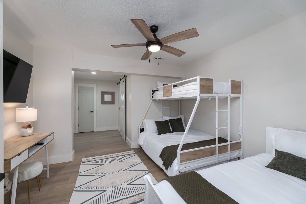 3 bedrooms, iron/ironing board, travel crib, WiFi