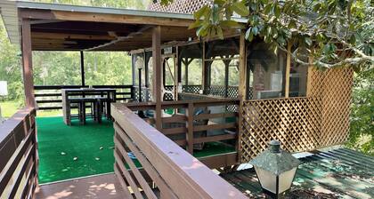 Creek House Hideaway W/ NEW HOT TUB