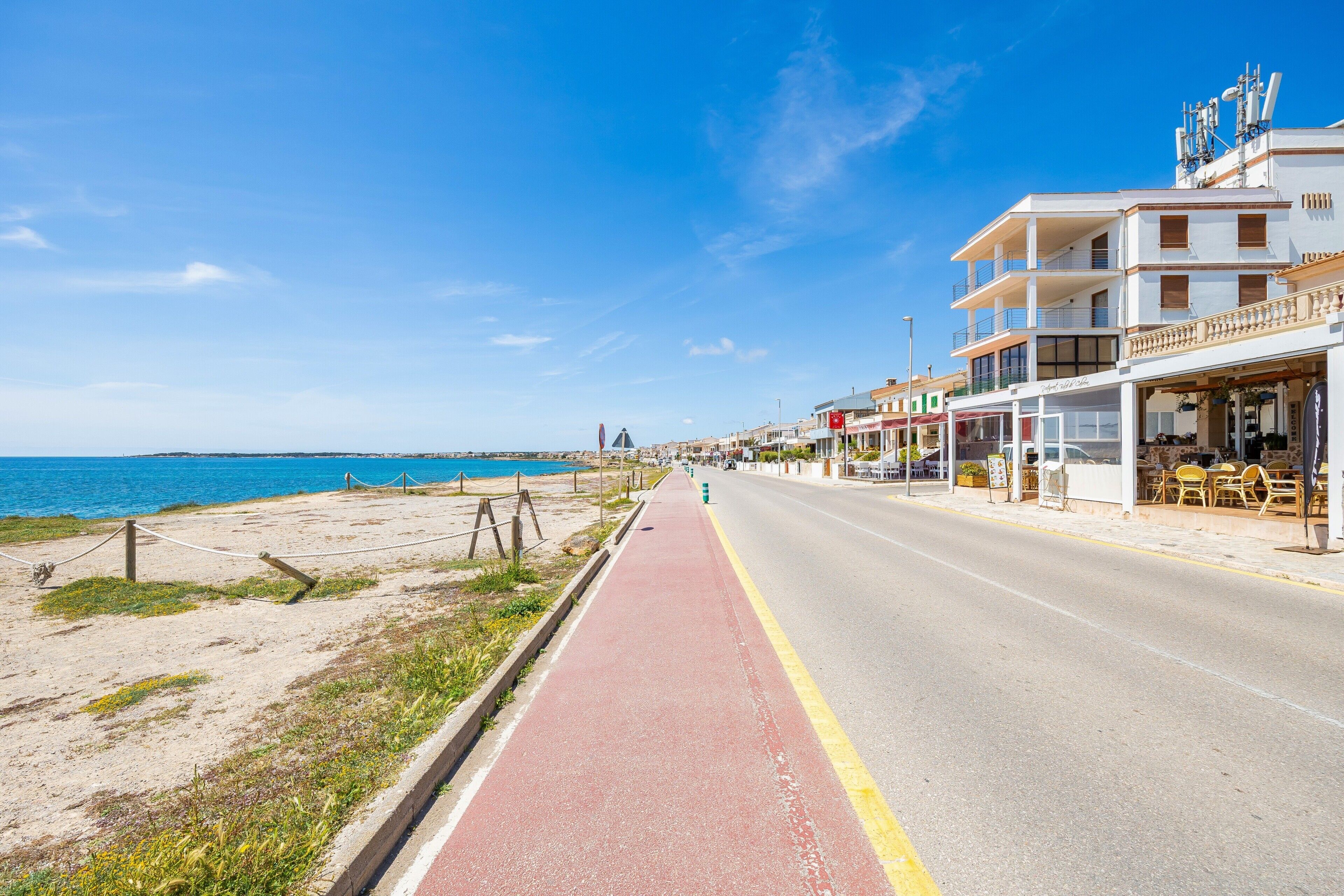 Ubicación cercana a la playa