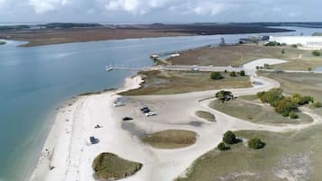 Accommodatie ligt op het strand, vissen
