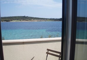 Apartment, Smoking | 4 bedrooms