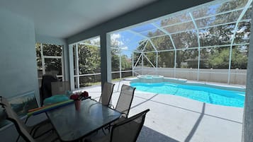 Piscina all'aperto