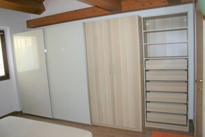 Interior - 1 Bedroom Apartment in Loreto (Loreto)