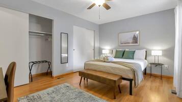 2 bedrooms, iron/ironing board, WiFi, bed sheets