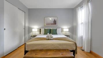 2 quartos, escrivaninha, ferros/tábuas de passar roupa, Wi-Fi