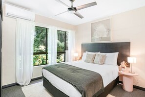 2 chambres, fer et planche à repasser, lit parapluie, Wi-Fi gratuit