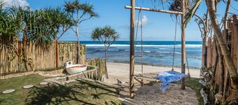 Bubble Hotel Nyang Nyang with Baths (Adults Only)