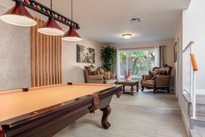 Spielezimmer