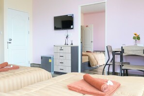 Family Room | Desk, free WiFi - The Wish Hotel (Chachoengsao)