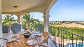 Outdoor dining - Luxury all inclusive villa in Denia with Panoramic Views (Denia)