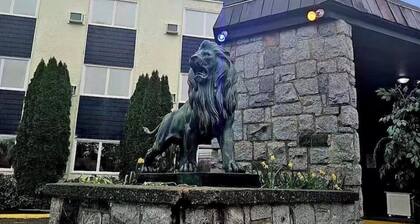 Ocean marina hotel port alberni