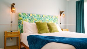 2 Schlafzimmer, Schreibtisch, Bügeleisen/Bügelbrett, kostenloses WLAN