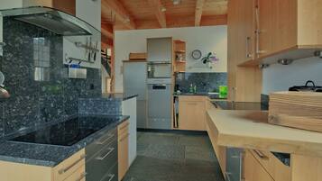 Réfrigérateur, lave-vaisselle