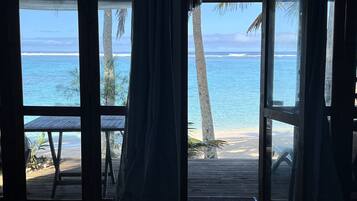 TeRitos Beachfront Villa | 1 bedroom, iron/ironing board (on request)