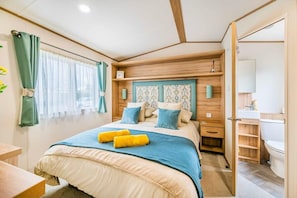 2 bedrooms, iron/ironing board, travel crib, WiFi