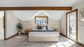 6 bedrooms, iron/ironing board, free WiFi, bed sheets