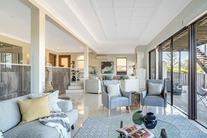 Lobby - Southbeach - Direct Beach Access to Jones Beach (Kiama Downs)