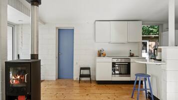 Refrigerador, horno y lavavajillas