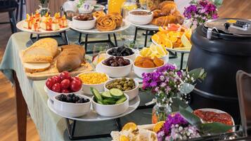 Breakfast buffet
