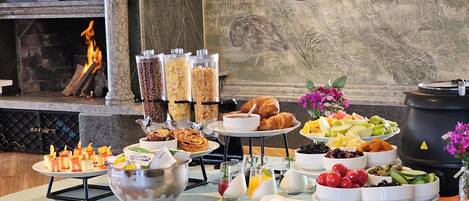 Breakfast buffet