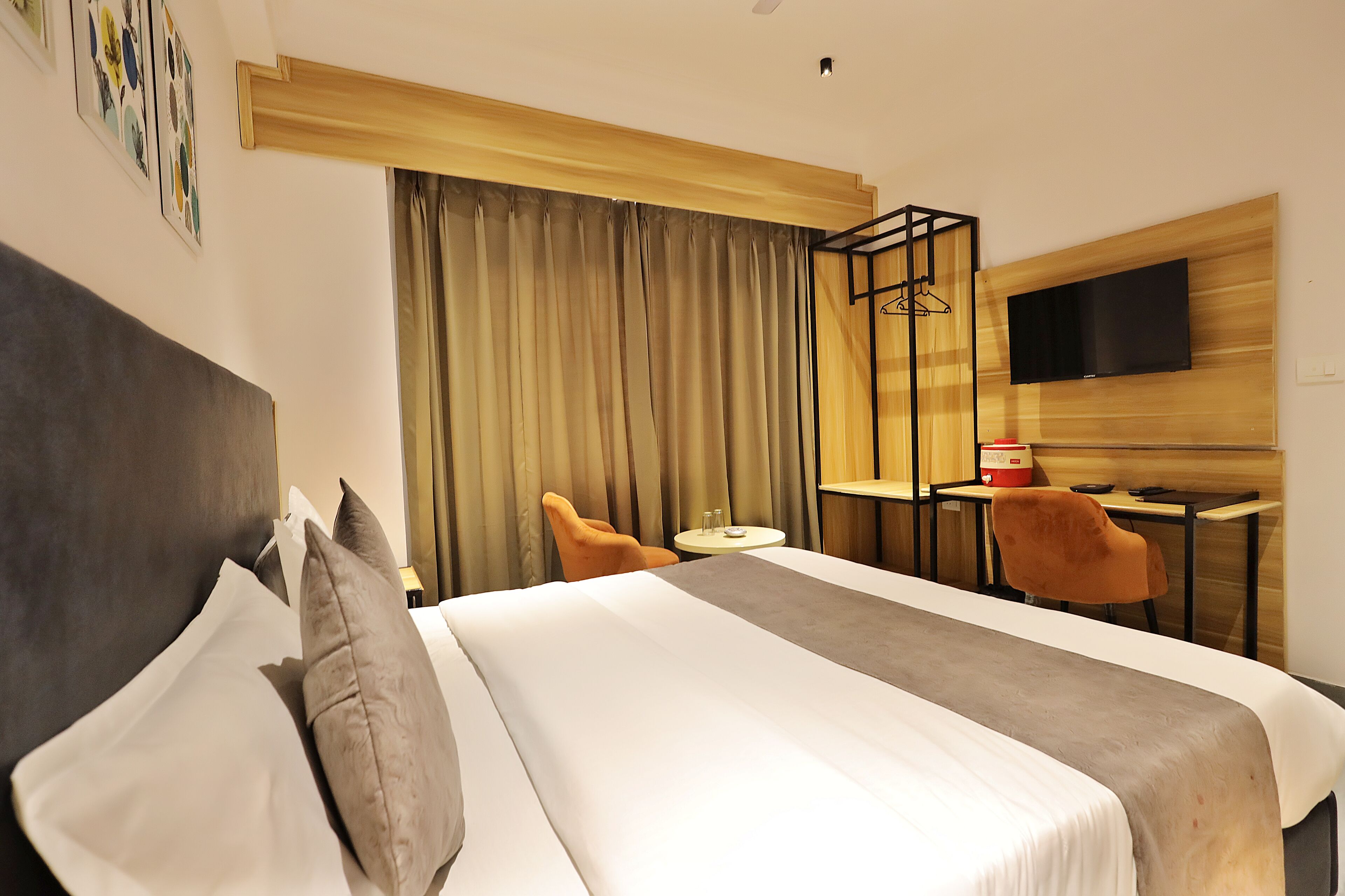 Foto - Hotel Sparkle Inn Just 400 Meters From Udaipur Railway Station