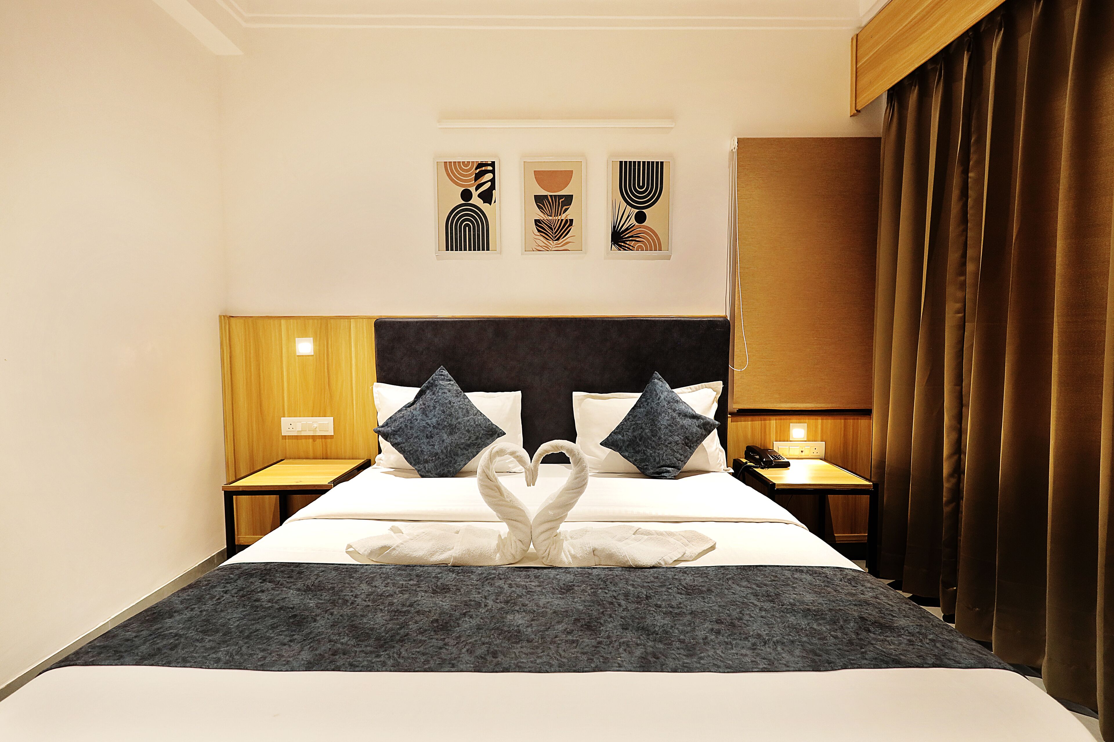 Photo - Hotel Sparkle Inn Just 400 Meters From Udaipur Railway Station