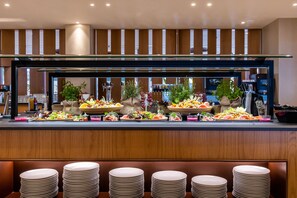 Desayuno buffet incluido todos los días