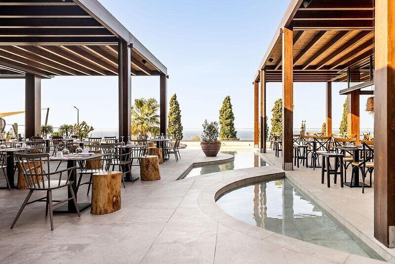 Tempat makan outdoor