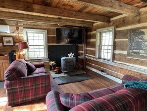 Smart TV, libros, estéreo y impresora