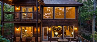 Heated pool/GamRm/4 King suites/mins to Dollywood