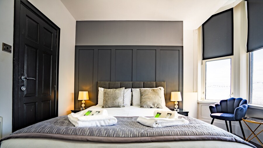 Woodhouse Hotel