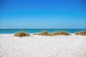 Vlak bij het strand