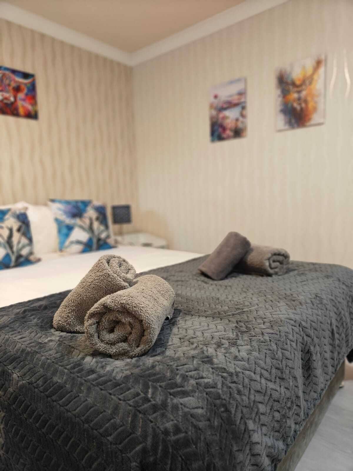 Standard Room, 1 Double Bed, Private Bathroom | Desk, laptop workspace, free WiFi