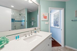 Combined shower/tub, hair dryer, towels - Sleeps 14 in 5BR, Ocean Views, Steps to Beach, Pet Friendly, BHI and Shoals (Bald Head Island)