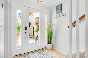 Interior - 🐢🐢Lagoon View|Prime Location|Turtle Hideaway🐢🐢 (Pensacola Beach)