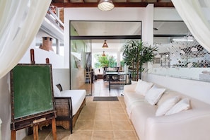 Lobby sitting area - Chalés Mirante da Lagoinha (Ubatuba)
