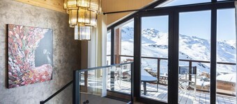 Chalet, wifi, 50m from ski slopes, sauna, hammam, terrace, balcony, fireplace or stove, tv