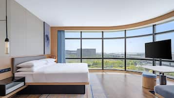 Ropa de cama de alta calidad y minibar con artículos gratuitos