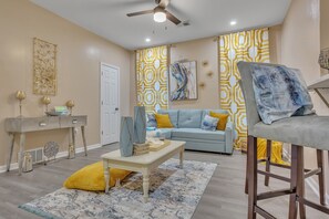 Apartment, 1 Bedroom | 1 bedroom, iron/ironing board, free WiFi