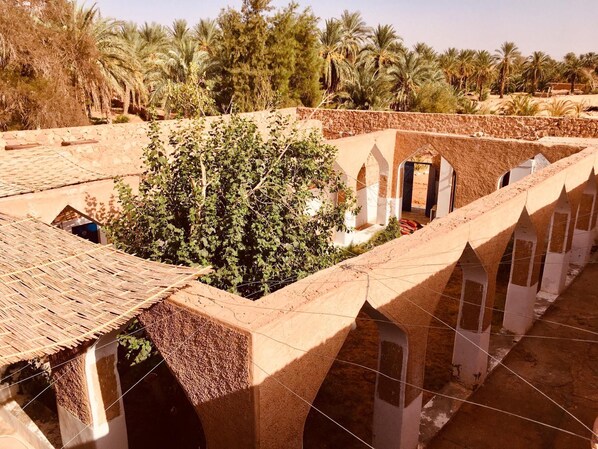 شرفة/رواق